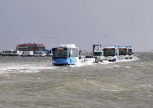 Veerdam Schiermonnikoog onder water